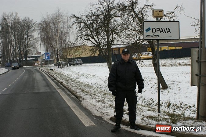 Zdjęcie w galerii na portalu naszraciborz.pl: Policjanci z Krzyżanowic działali w Opawie wiadomości z regionu