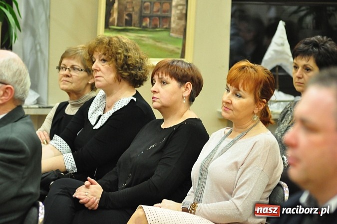 Zdjęcie w galerii na portalu naszraciborz.pl: Koncert noworoczny w Centrum Kultury w Tworkowie wiadomości z regionu