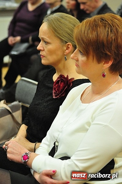 Zdjęcie w galerii na portalu naszraciborz.pl: Koncert noworoczny w Centrum Kultury w Tworkowie wiadomości z regionu