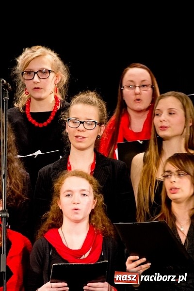 Zdjęcie w galerii na portalu naszraciborz.pl: Muzyka gospel zabrzmiała w Strzesze wiadomości z regionu