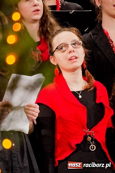 Zdjęcie w galerii na portalu naszraciborz.pl: Muzyka gospel zabrzmiała w Strzesze wiadomości z regionu