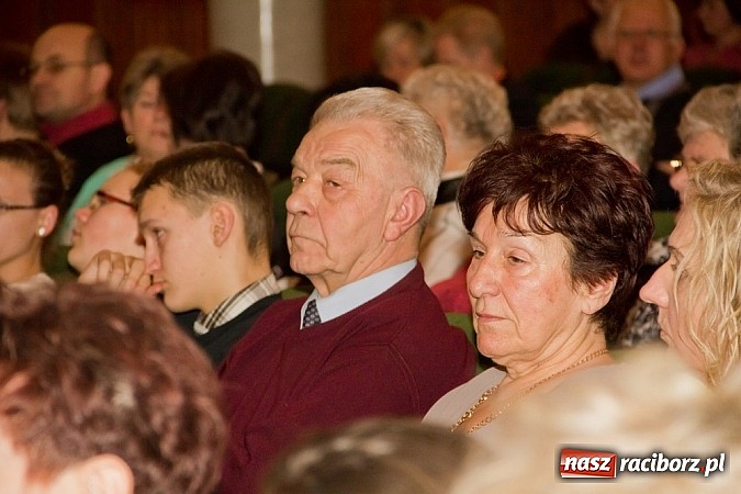 Zdjęcie w galerii na portalu naszraciborz.pl: Młodzież z Moguncji i Opola zagrała w RCK-u wiadomości z regionu