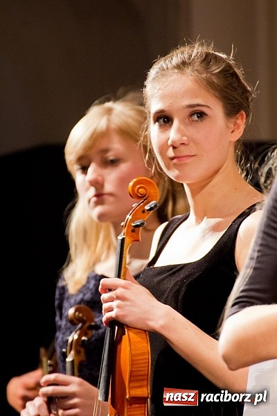 Zdjęcie w galerii na portalu naszraciborz.pl: Młodzież z Moguncji i Opola zagrała w RCK-u wiadomości z regionu