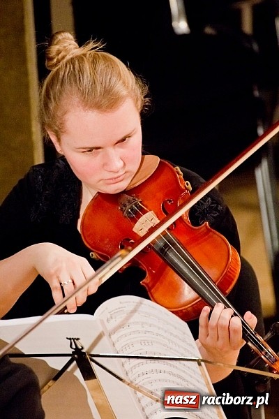 Zdjęcie w galerii na portalu naszraciborz.pl: Młodzież z Moguncji i Opola zagrała w RCK-u wiadomości z regionu