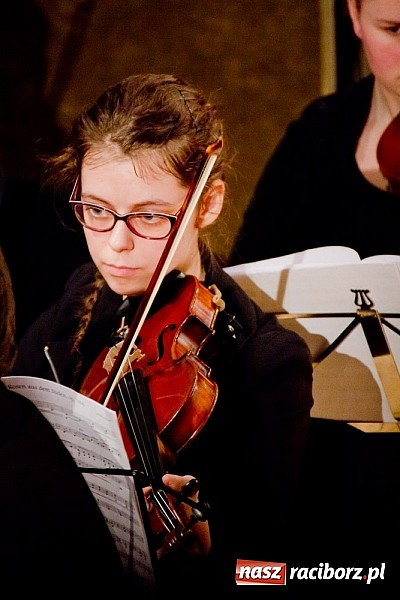 Zdjęcie w galerii na portalu naszraciborz.pl: Młodzież z Moguncji i Opola zagrała w RCK-u wiadomości z regionu