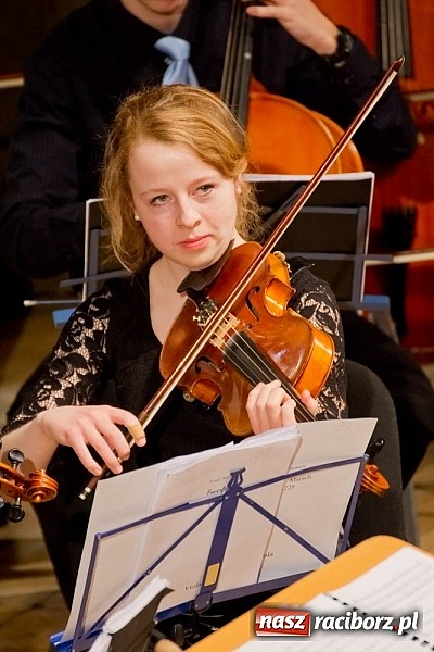 Zdjęcie w galerii na portalu naszraciborz.pl: Młodzież z Moguncji i Opola zagrała w RCK-u wiadomości z regionu