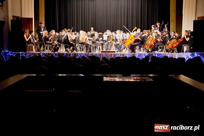 Zdjęcie w galerii na portalu naszraciborz.pl: Młodzież z Moguncji i Opola zagrała w RCK-u wiadomości z regionu