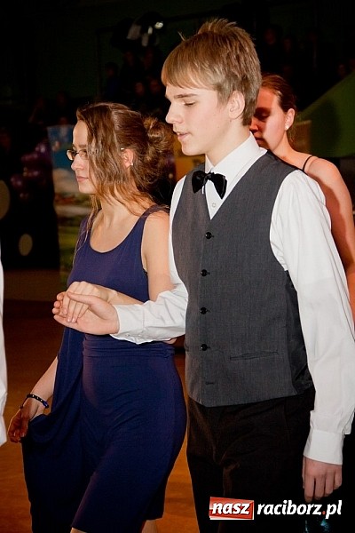 Zdjęcie w galerii na portalu naszraciborz.pl: Taniec zagościł w Arenie Rafako. Pokazy grup z Młodzieżowego Domu Kultury wiadomości z regionu