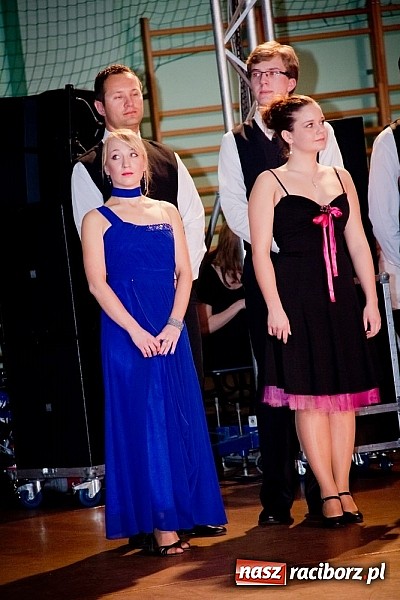 Zdjęcie w galerii na portalu naszraciborz.pl: Taniec zagościł w Arenie Rafako. Pokazy grup z Młodzieżowego Domu Kultury wiadomości z regionu