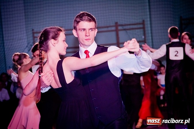Zdjęcie w galerii na portalu naszraciborz.pl: Taniec zagościł w Arenie Rafako. Pokazy grup z Młodzieżowego Domu Kultury wiadomości z regionu
