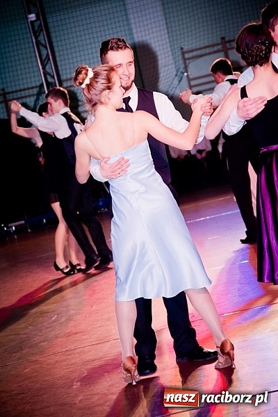 Zdjęcie w galerii na portalu naszraciborz.pl: Taniec zagościł w Arenie Rafako. Pokazy grup z Młodzieżowego Domu Kultury wiadomości z regionu