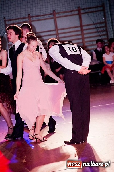 Zdjęcie w galerii na portalu naszraciborz.pl: Taniec zagościł w Arenie Rafako. Pokazy grup z Młodzieżowego Domu Kultury wiadomości z regionu