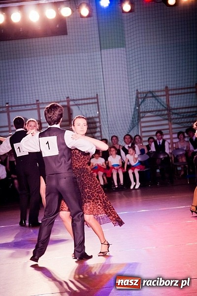 Zdjęcie w galerii na portalu naszraciborz.pl: Taniec zagościł w Arenie Rafako. Pokazy grup z Młodzieżowego Domu Kultury wiadomości z regionu