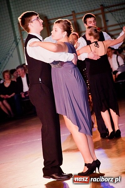 Zdjęcie w galerii na portalu naszraciborz.pl: Taniec zagościł w Arenie Rafako. Pokazy grup z Młodzieżowego Domu Kultury wiadomości z regionu