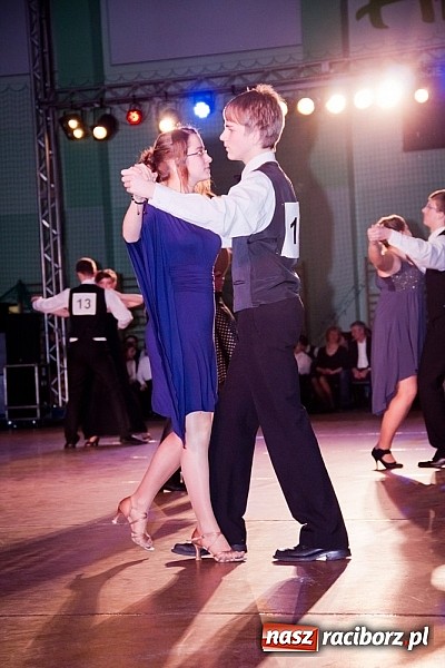 Zdjęcie w galerii na portalu naszraciborz.pl: Taniec zagościł w Arenie Rafako. Pokazy grup z Młodzieżowego Domu Kultury wiadomości z regionu