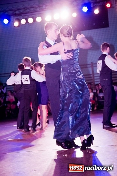 Zdjęcie w galerii na portalu naszraciborz.pl: Taniec zagościł w Arenie Rafako. Pokazy grup z Młodzieżowego Domu Kultury wiadomości z regionu