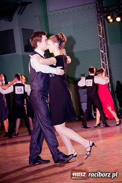 Zdjęcie w galerii na portalu naszraciborz.pl: Taniec zagościł w Arenie Rafako. Pokazy grup z Młodzieżowego Domu Kultury wiadomości z regionu