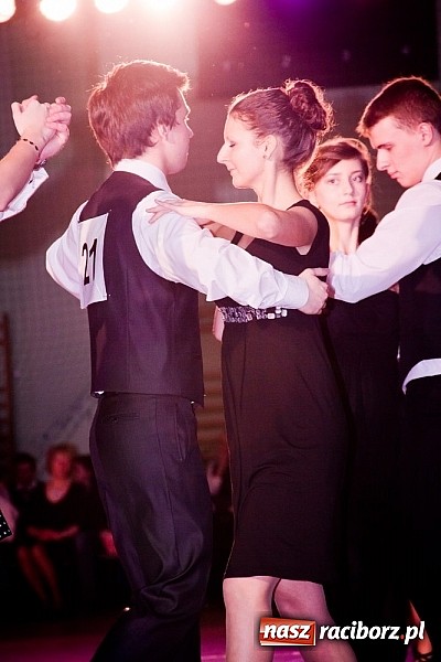 Zdjęcie w galerii na portalu naszraciborz.pl: Taniec zagościł w Arenie Rafako. Pokazy grup z Młodzieżowego Domu Kultury wiadomości z regionu