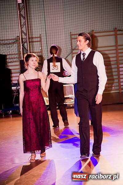 Zdjęcie w galerii na portalu naszraciborz.pl: Taniec zagościł w Arenie Rafako. Pokazy grup z Młodzieżowego Domu Kultury wiadomości z regionu