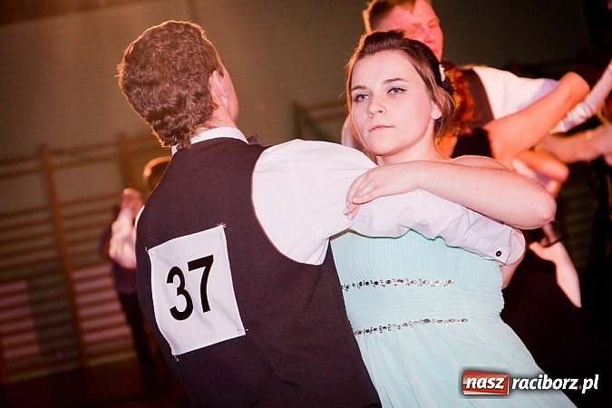 Zdjęcie w galerii na portalu naszraciborz.pl: Taniec zagościł w Arenie Rafako. Pokazy grup z Młodzieżowego Domu Kultury wiadomości z regionu