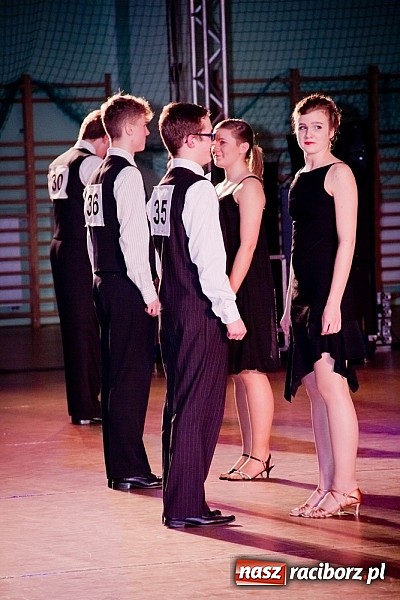 Zdjęcie w galerii na portalu naszraciborz.pl: Taniec zagościł w Arenie Rafako. Pokazy grup z Młodzieżowego Domu Kultury wiadomości z regionu