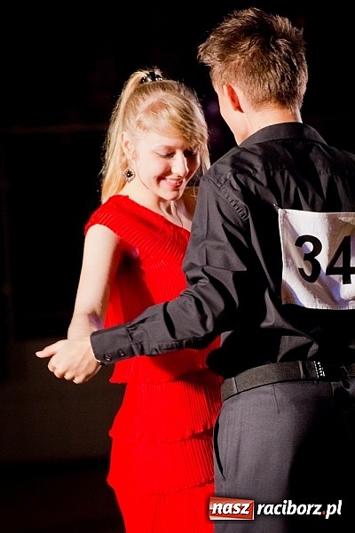 Zdjęcie w galerii na portalu naszraciborz.pl: Taniec zagościł w Arenie Rafako. Pokazy grup z Młodzieżowego Domu Kultury wiadomości z regionu