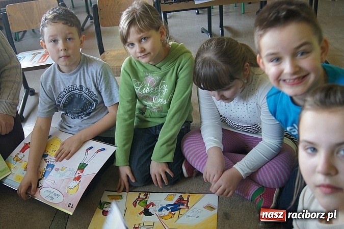 Zdjęcie w galerii na portalu naszraciborz.pl: Z indywidualnym podejściem do ucznia w Nędzy wiadomości z regionu