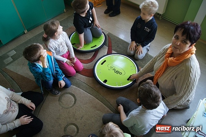 Zdjęcie w galerii na portalu naszraciborz.pl: Z indywidualnym podejściem do ucznia w Nędzy wiadomości z regionu