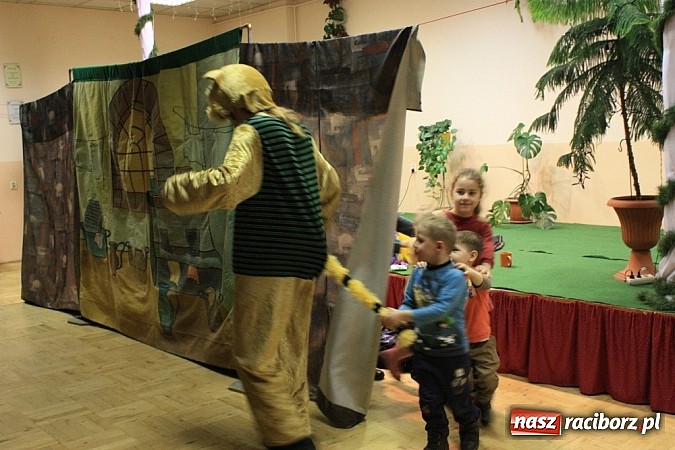 Zdjęcie w galerii na portalu naszraciborz.pl: Kaczka dziwaczka i biwak na finał ferii w gminie Krzanowice wiadomości z regionu