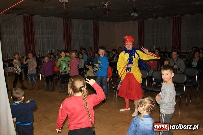 Zdjęcie w galerii na portalu naszraciborz.pl: Kaczka dziwaczka i biwak na finał ferii w gminie Krzanowice wiadomości z regionu