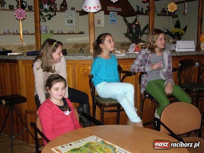 Zdjęcie w galerii na portalu naszraciborz.pl: Kaczka dziwaczka i biwak na finał ferii w gminie Krzanowice wiadomości z regionu