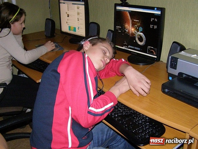 Zdjęcie w galerii na portalu naszraciborz.pl: Kaczka dziwaczka i biwak na finał ferii w gminie Krzanowice wiadomości z regionu