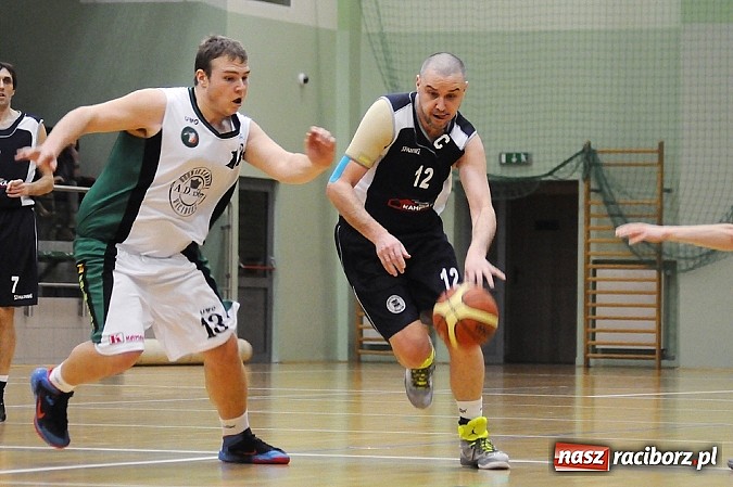 Zdjęcie w galerii na portalu naszraciborz.pl: Koszykówka. Drugie derby Raciborza dla RKK wiadomości z regionu