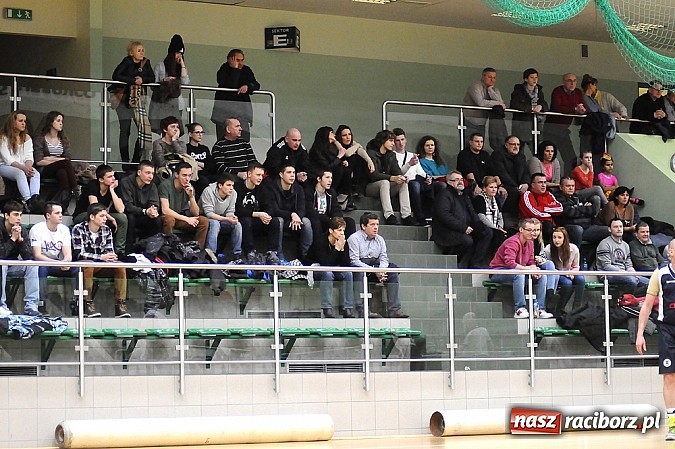 Zdjęcie w galerii na portalu naszraciborz.pl: Koszykówka. Drugie derby Raciborza dla RKK wiadomości z regionu