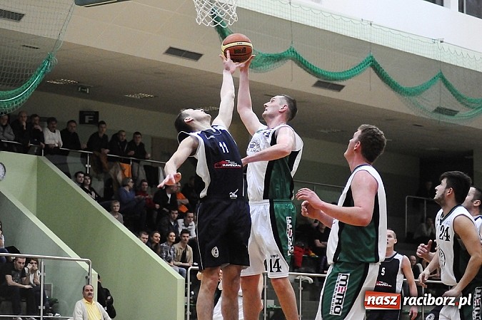 Zdjęcie w galerii na portalu naszraciborz.pl: Koszykówka. Drugie derby Raciborza dla RKK wiadomości z regionu