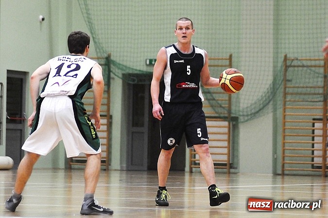 Zdjęcie w galerii na portalu naszraciborz.pl: Koszykówka. Drugie derby Raciborza dla RKK wiadomości z regionu