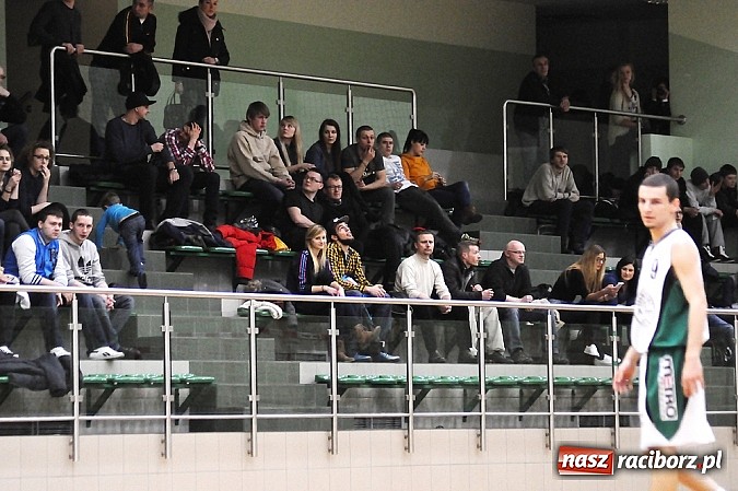 Zdjęcie w galerii na portalu naszraciborz.pl: Koszykówka. Drugie derby Raciborza dla RKK wiadomości z regionu