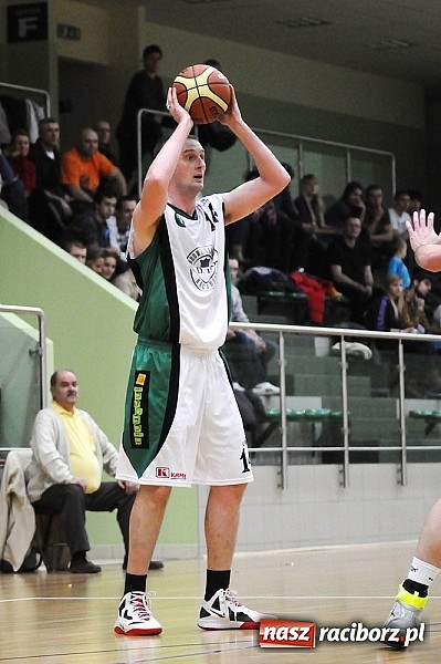 Zdjęcie w galerii na portalu naszraciborz.pl: Koszykówka. Drugie derby Raciborza dla RKK wiadomości z regionu