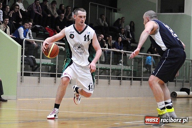 Zdjęcie w galerii na portalu naszraciborz.pl: Koszykówka. Drugie derby Raciborza dla RKK wiadomości z regionu