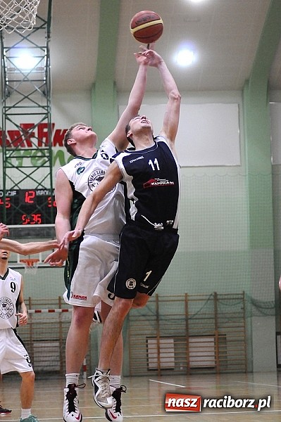 Zdjęcie w galerii na portalu naszraciborz.pl: Koszykówka. Drugie derby Raciborza dla RKK wiadomości z regionu