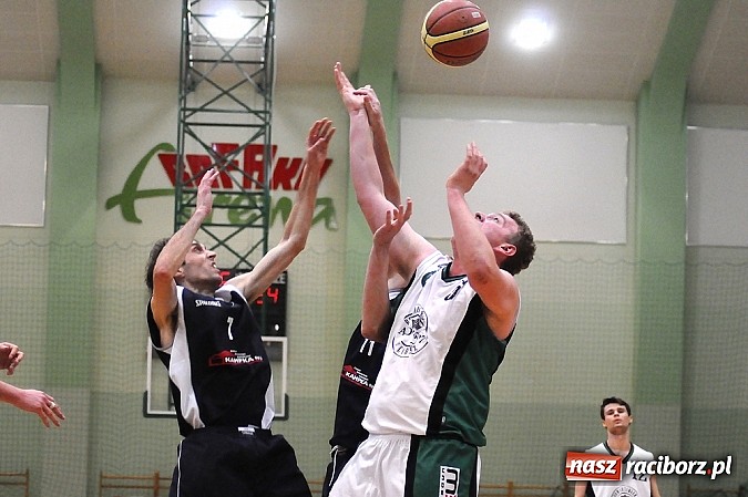 Zdjęcie w galerii na portalu naszraciborz.pl: Koszykówka. Drugie derby Raciborza dla RKK wiadomości z regionu