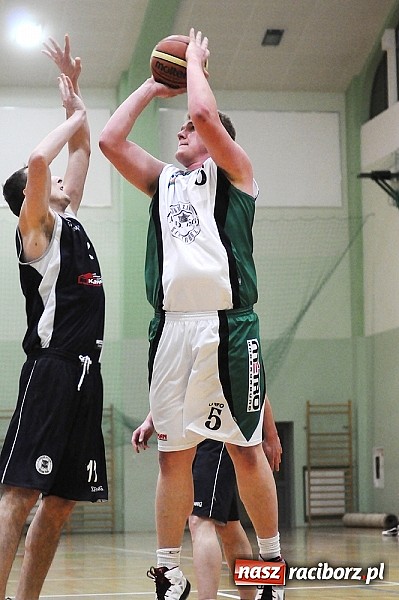 Zdjęcie w galerii na portalu naszraciborz.pl: Koszykówka. Drugie derby Raciborza dla RKK wiadomości z regionu