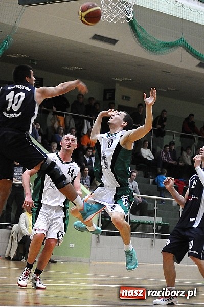 Zdjęcie w galerii na portalu naszraciborz.pl: Koszykówka. Drugie derby Raciborza dla RKK wiadomości z regionu