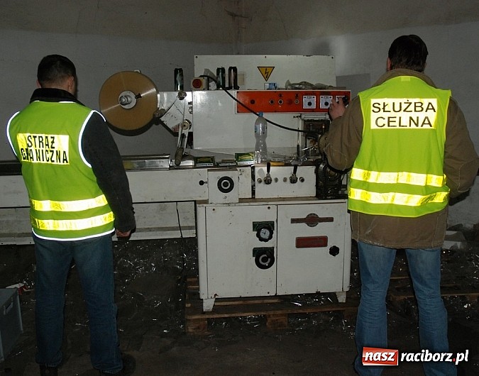 Zdjęcie w galerii na portalu naszraciborz.pl: Nielegalna wytwórnia tytoniu wiadomości z regionu