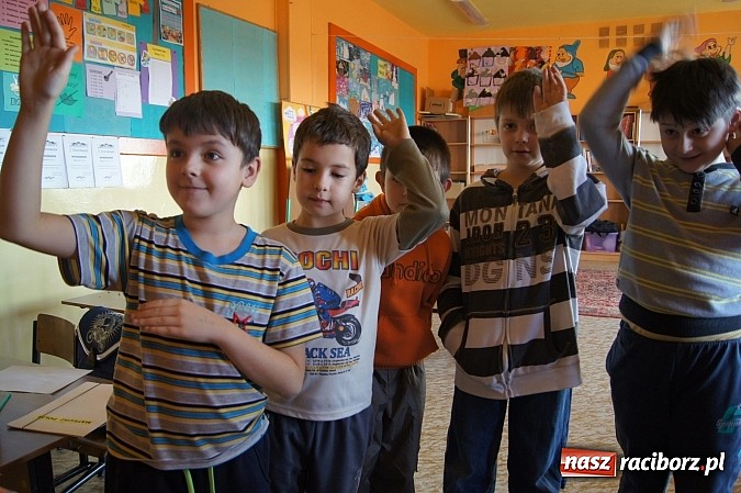 Zdjęcie w galerii na portalu naszraciborz.pl: Matematyka w szkole w Nędzy nie tylko dla orł&oacute;w wiadomości z regionu