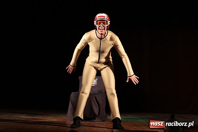 Zdjęcie w galerii na portalu naszraciborz.pl: Ślązisz is easy, czyli występ Kabaretu Młodych Pan&oacute;w w Kuźni Raciborskiej wiadomości z regionu