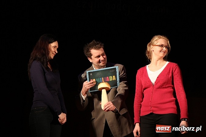 Zdjęcie w galerii na portalu naszraciborz.pl: Ślązisz is easy, czyli występ Kabaretu Młodych Pan&oacute;w w Kuźni Raciborskiej wiadomości z regionu