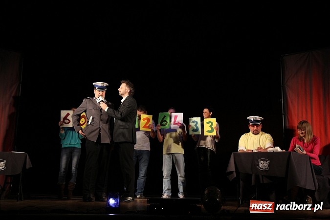 Zdjęcie w galerii na portalu naszraciborz.pl: Ślązisz is easy, czyli występ Kabaretu Młodych Pan&oacute;w w Kuźni Raciborskiej wiadomości z regionu