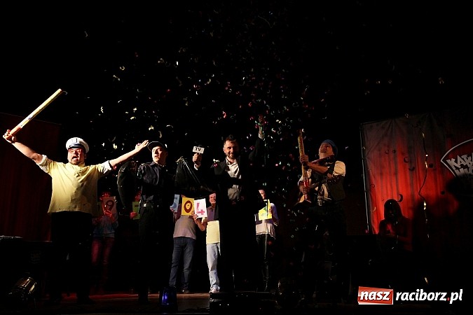 Zdjęcie w galerii na portalu naszraciborz.pl: Ślązisz is easy, czyli występ Kabaretu Młodych Pan&oacute;w w Kuźni Raciborskiej wiadomości z regionu