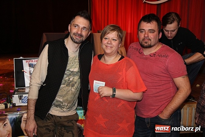 Zdjęcie w galerii na portalu naszraciborz.pl: Ślązisz is easy, czyli występ Kabaretu Młodych Pan&oacute;w w Kuźni Raciborskiej wiadomości z regionu